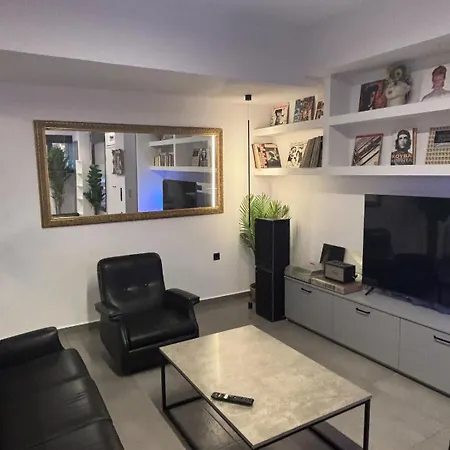 Rock N Roll Apartment, Downtown Apartment Thessaloniki